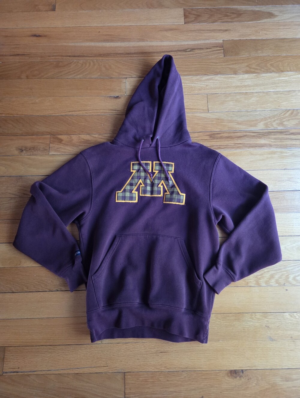 Vintage University Of Minnesota  Maroon Hooded Sweatshirt  Womens Small